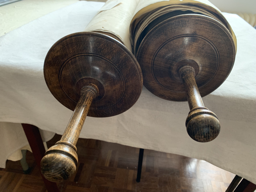 Scroll Image