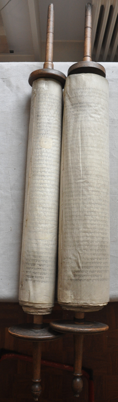 Scroll Image