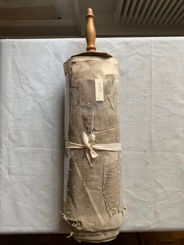 Scroll Image