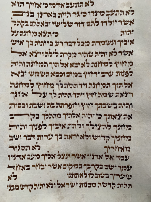 Scroll Image