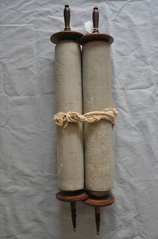 Scroll Image