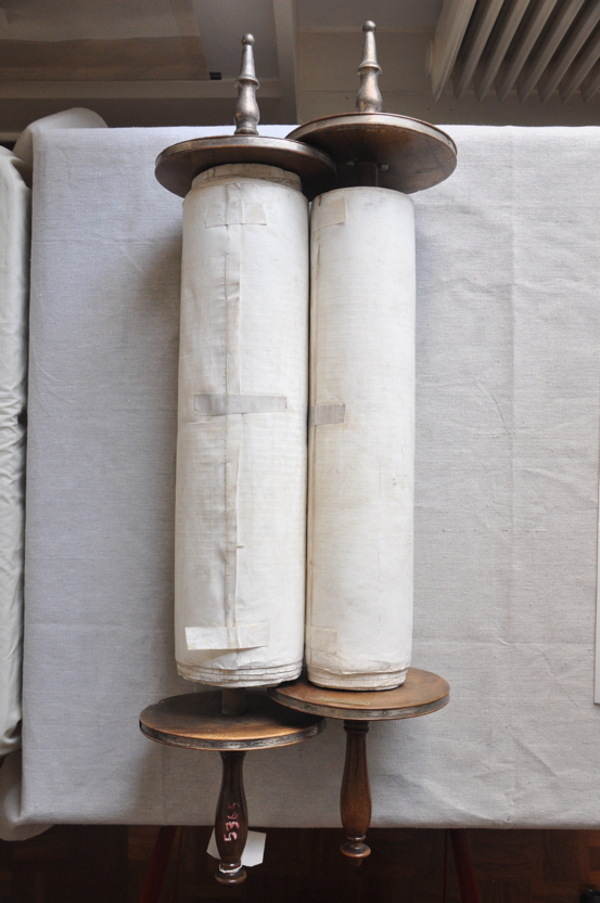 Scroll Image