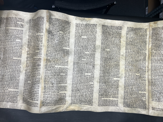 Scroll Image