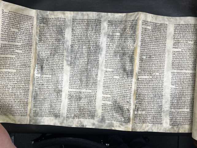 Scroll Image