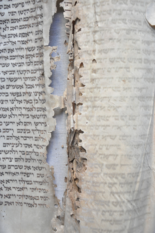 Scroll Image