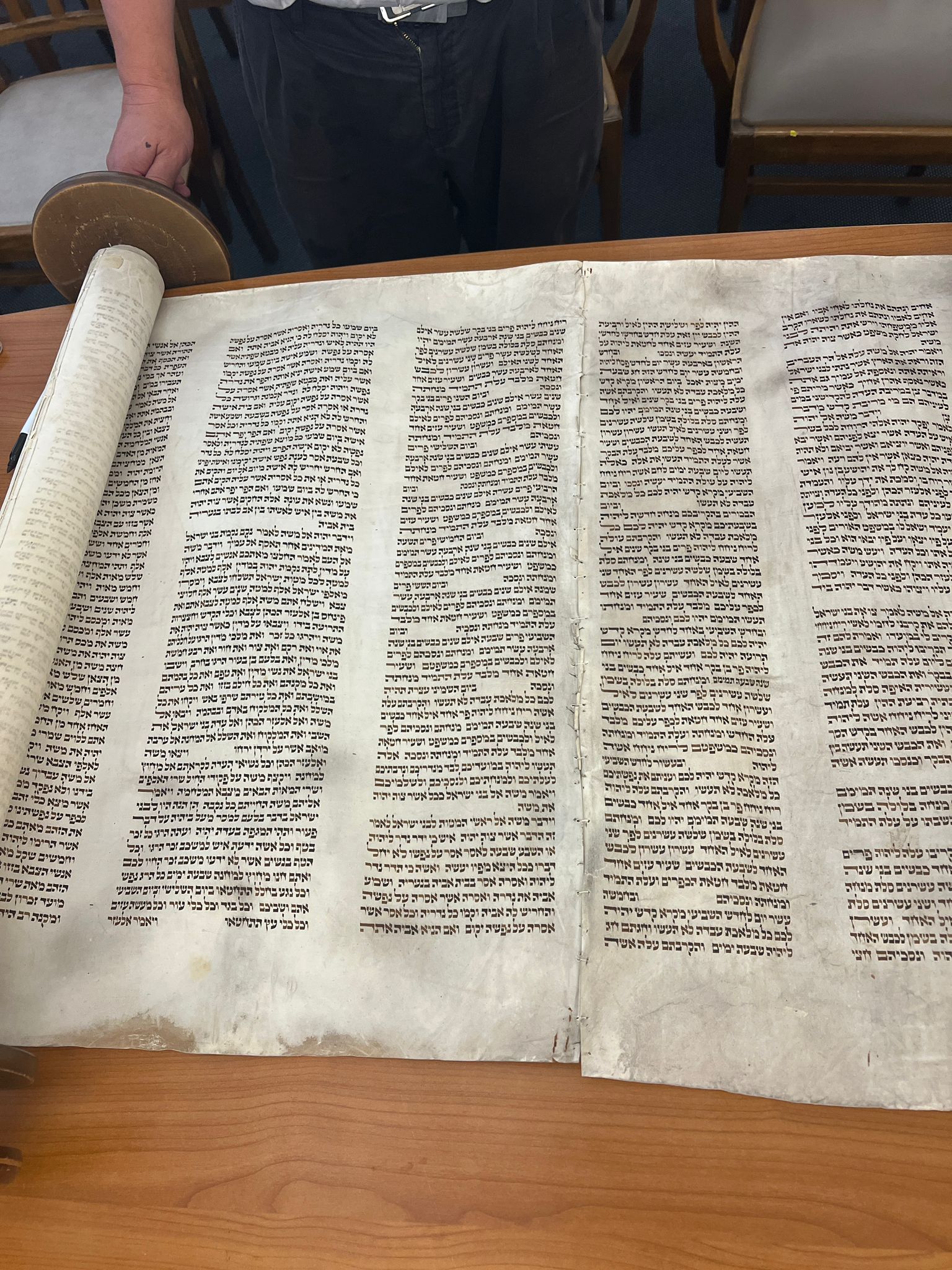 Scroll Image