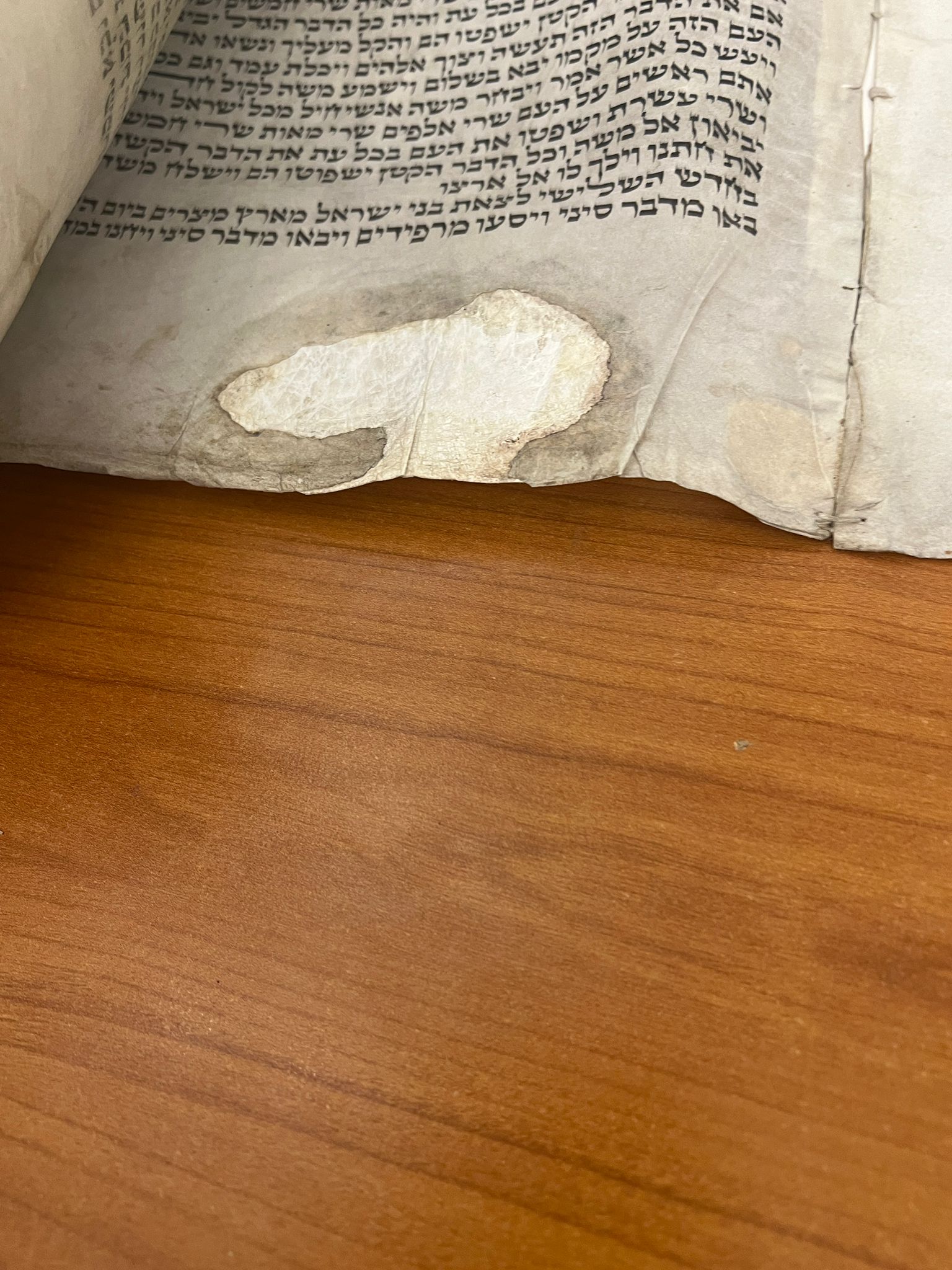 Scroll Image