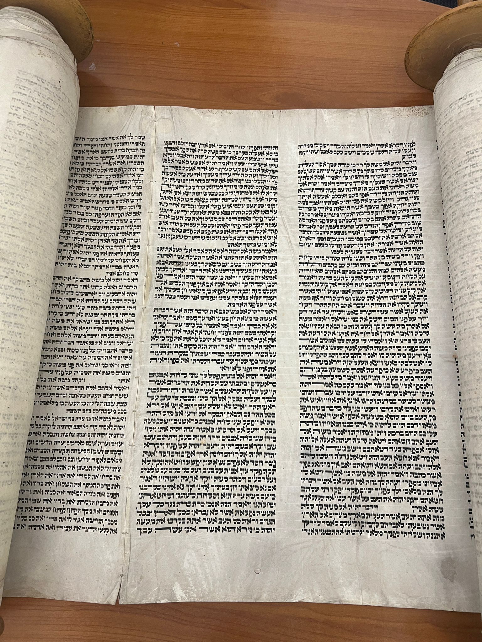 Scroll Image