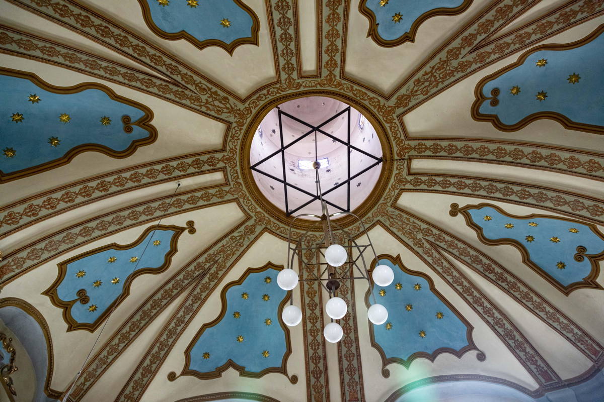 Restored ceiling in synagogue