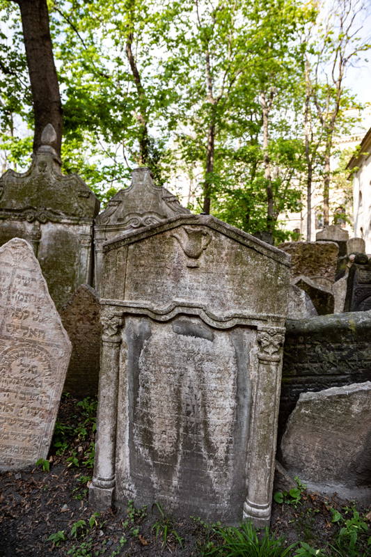 Multiple layers of graves in Jewish Cemetery