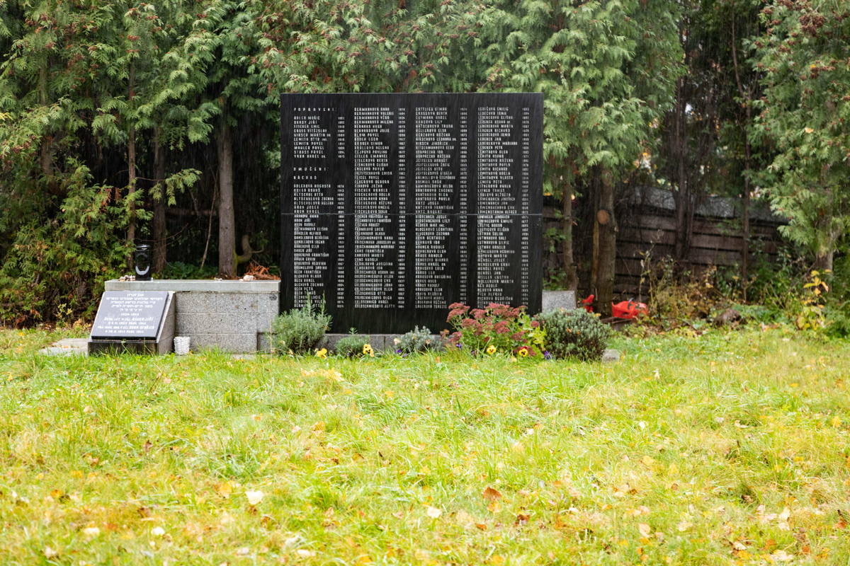 Large memorial to victims of Shoah