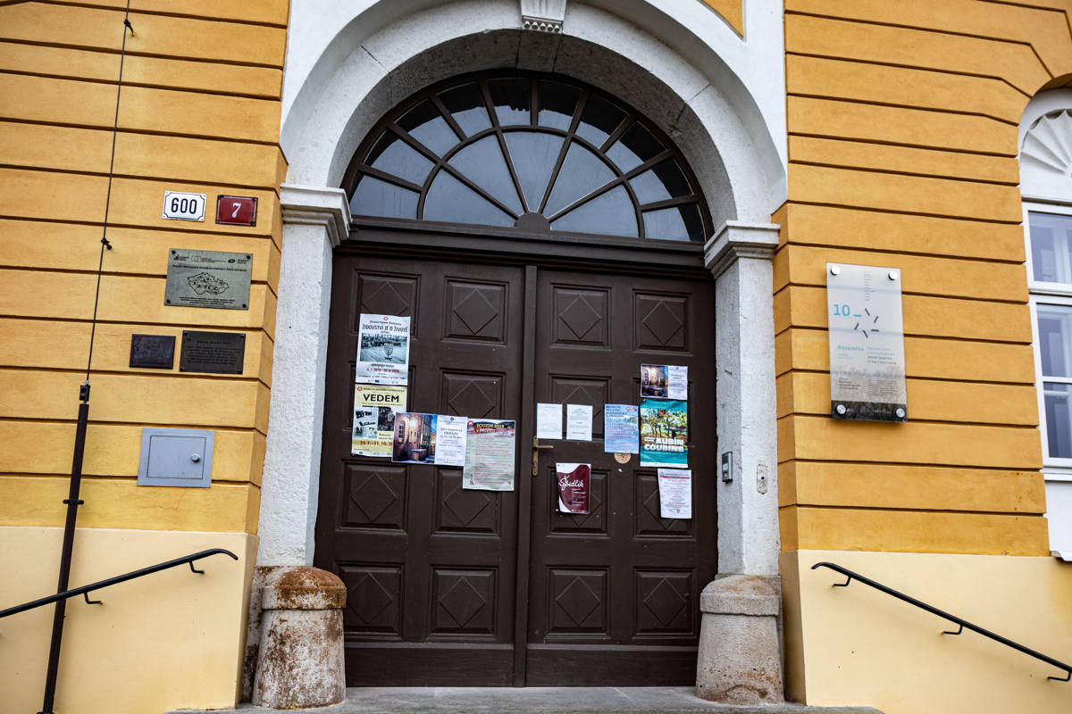 Jewish home front door